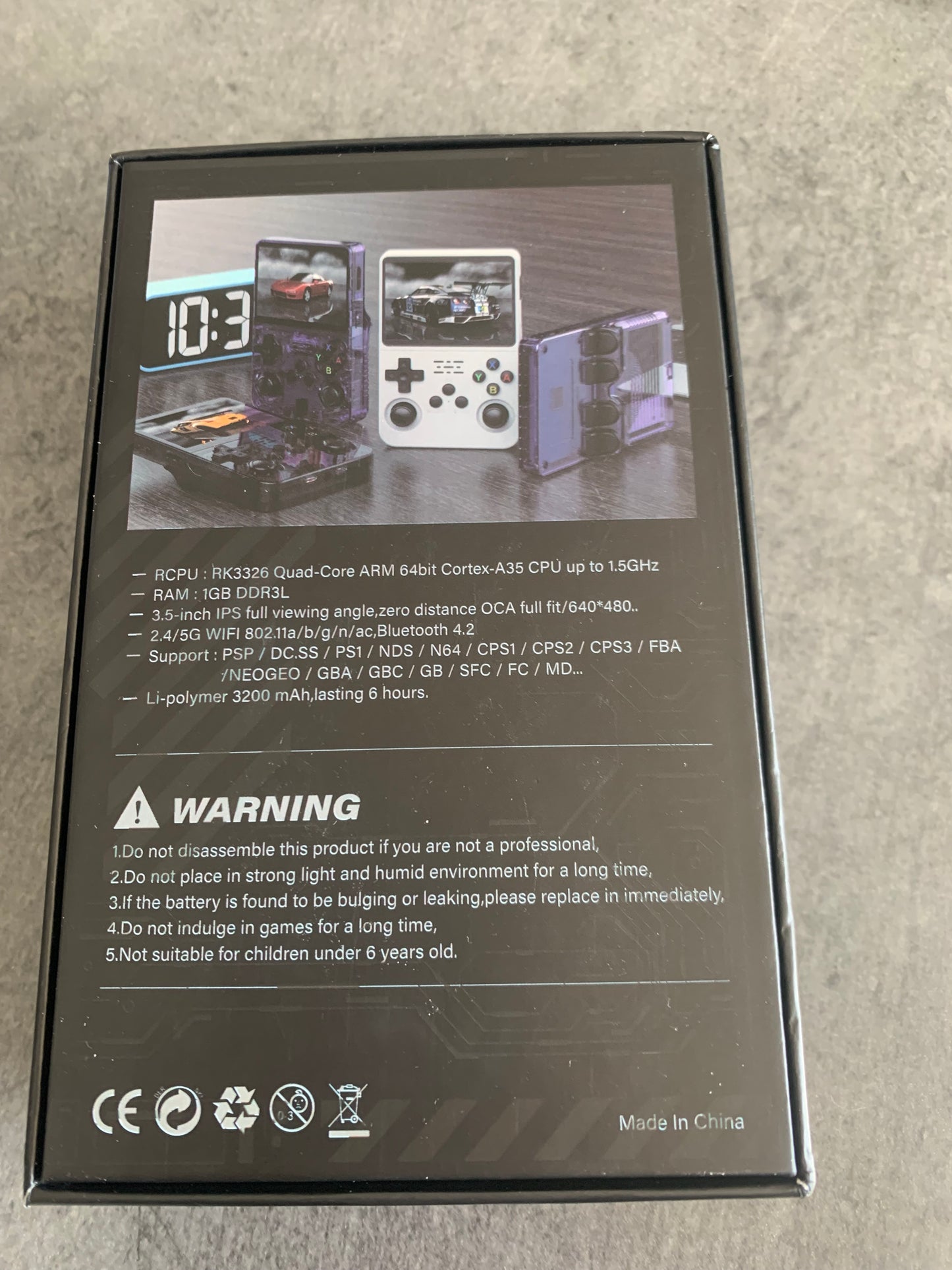 Console Rétro Portable R36S – +10 000 Jeux Inclus 🎮 | Écran HD | Autonomie Longue