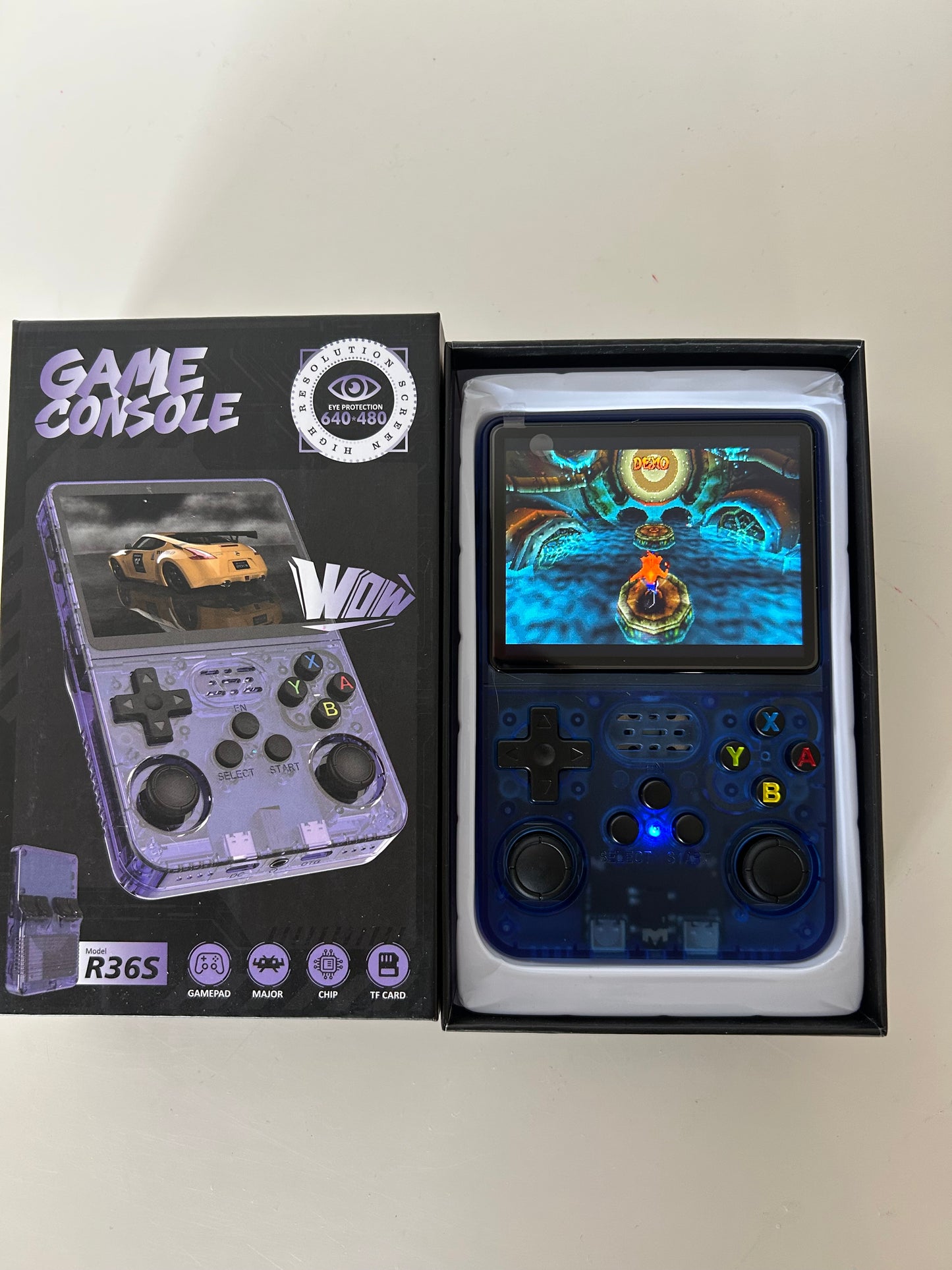 Console Rétro Portable R36S – +10 000 Jeux Inclus 🎮 | Écran HD | Autonomie Longue