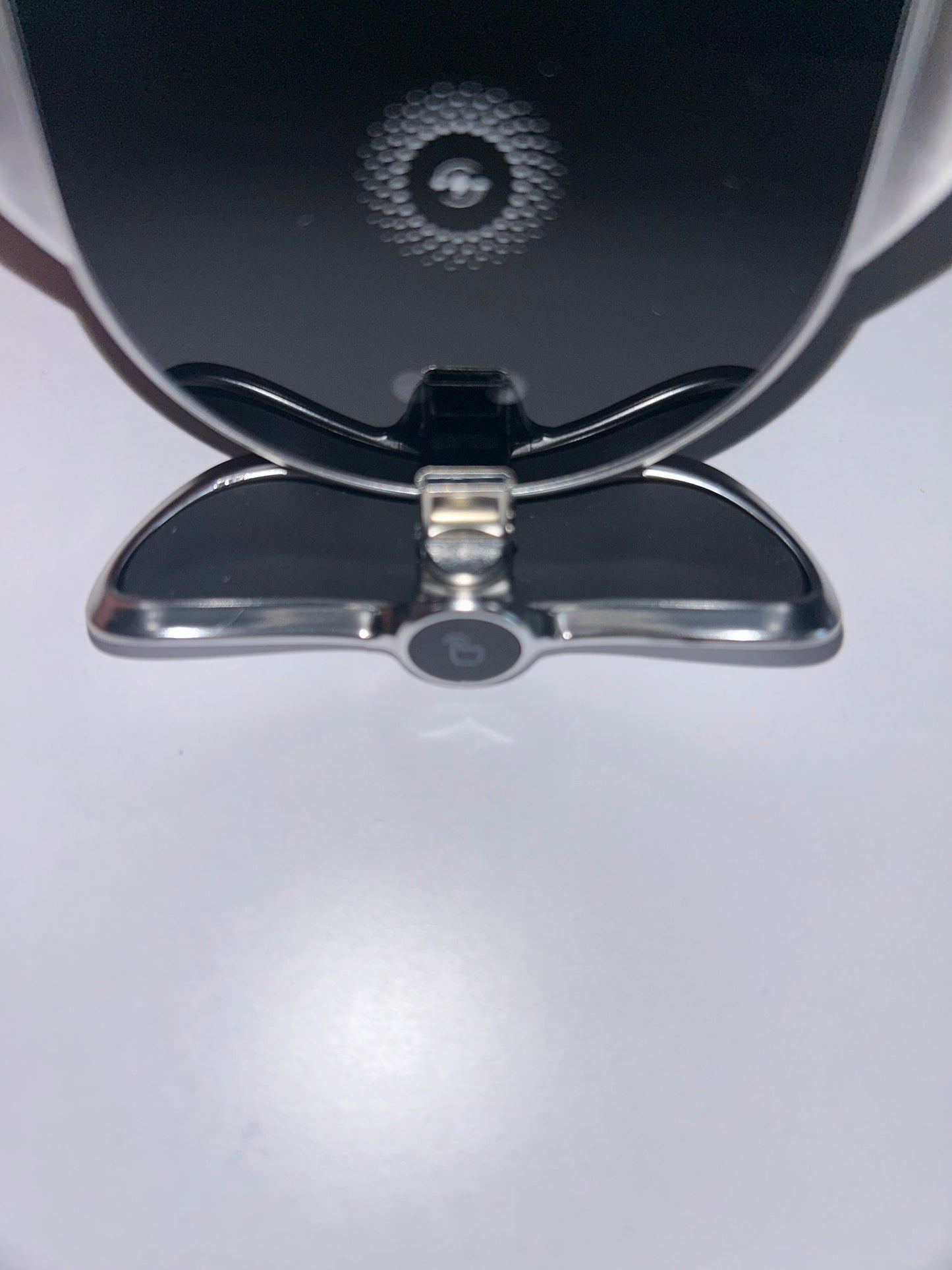 Support Téléphone Voiture avec Chargeur Sans Fil Rapide Qi