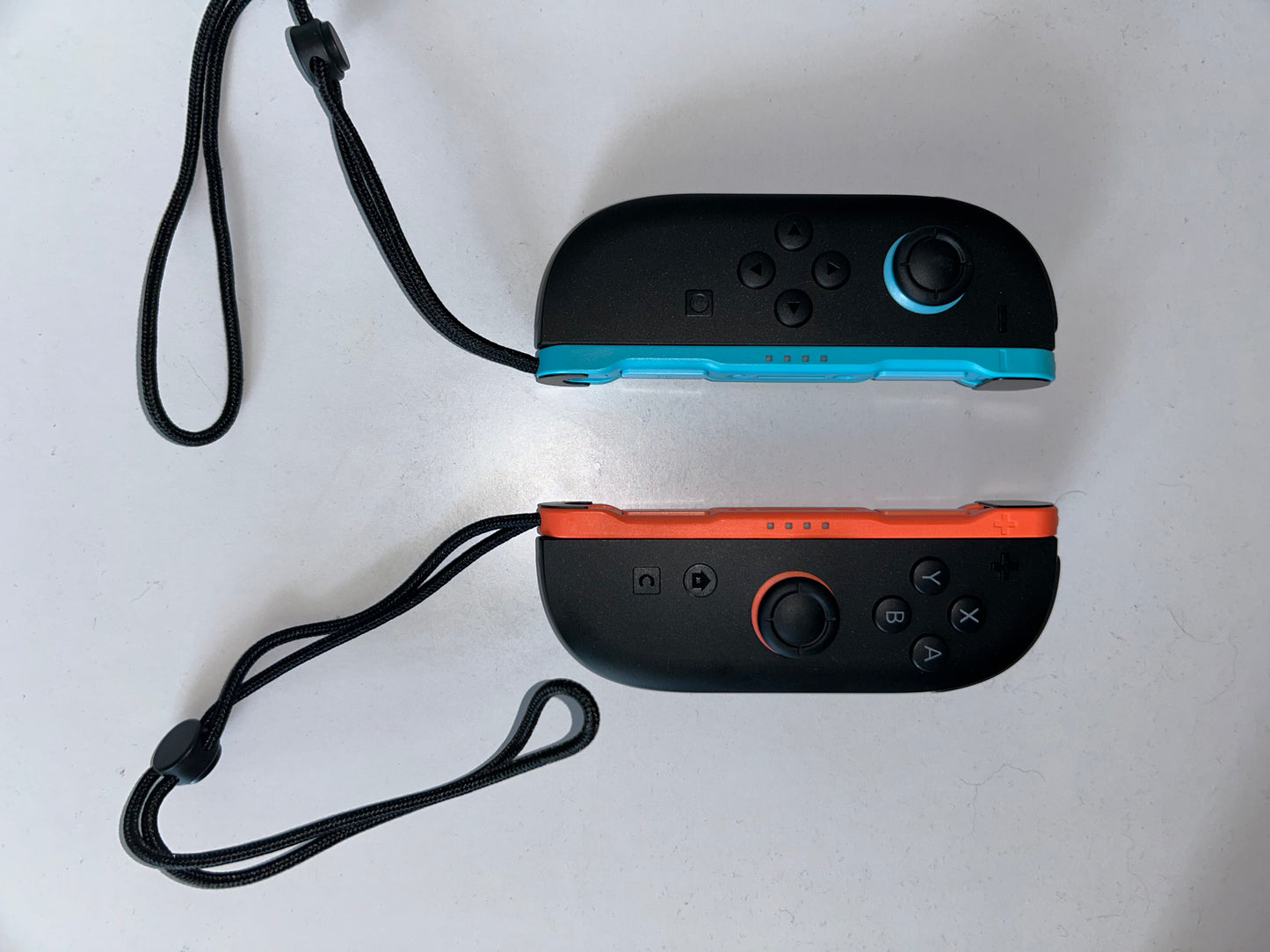 Joy-Con compatibles Nintendo Switch 2 – Manettes sans fil ergonomiques avec accessoires